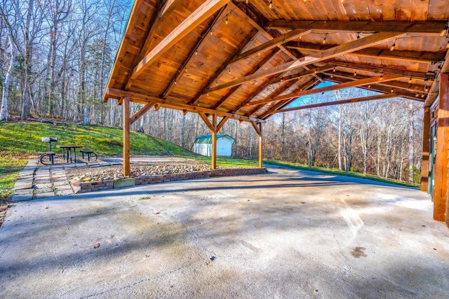 Dog Friendly! Views! Hot Tub! Close To Pf! Gsmnp Sevierville Dış mekan fotoğraf